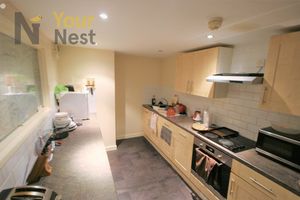 Photo 13- click for photo gallery